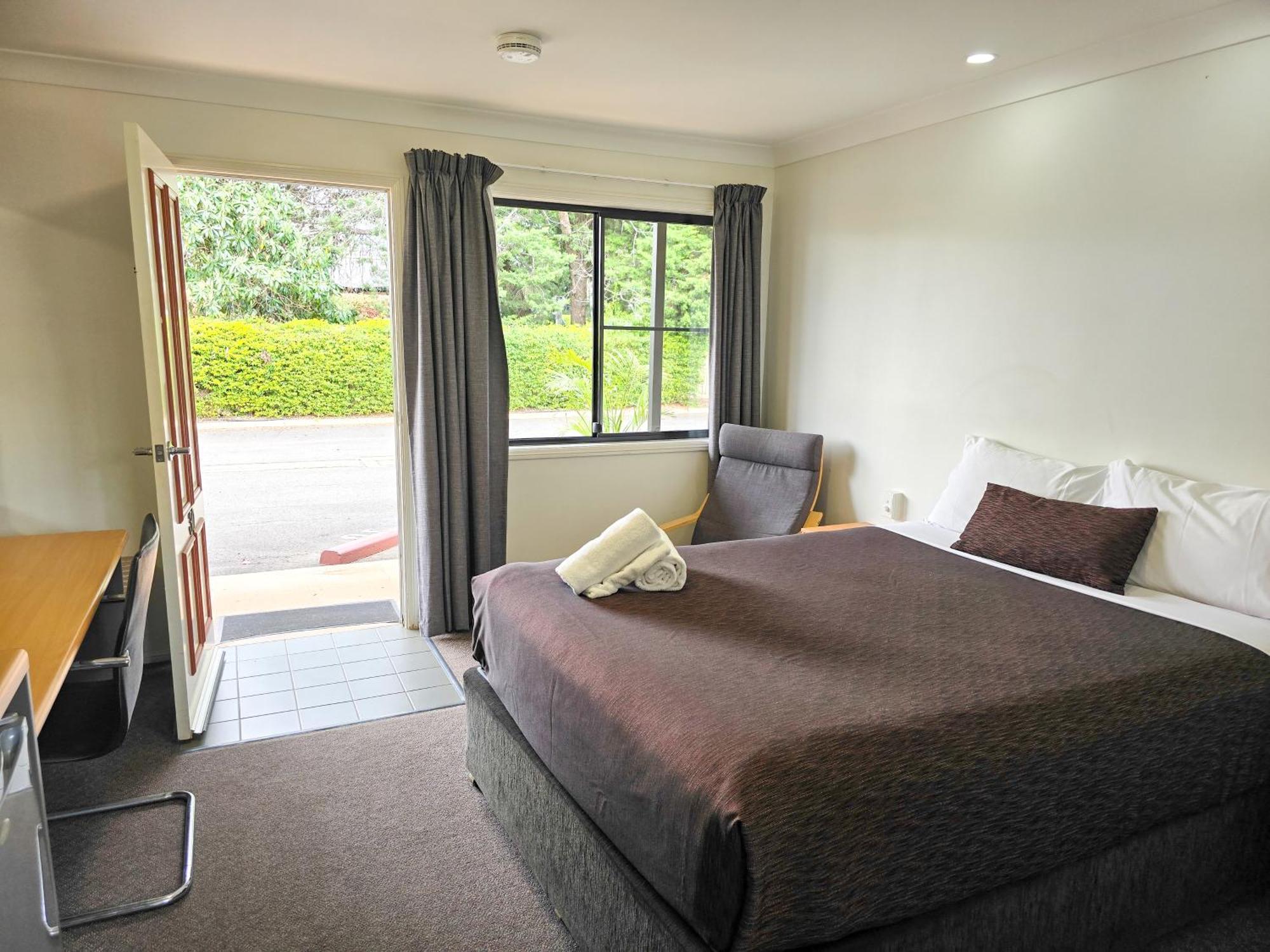 קינגארוי Ascot Lodge Motor Inn מראה חיצוני תמונה