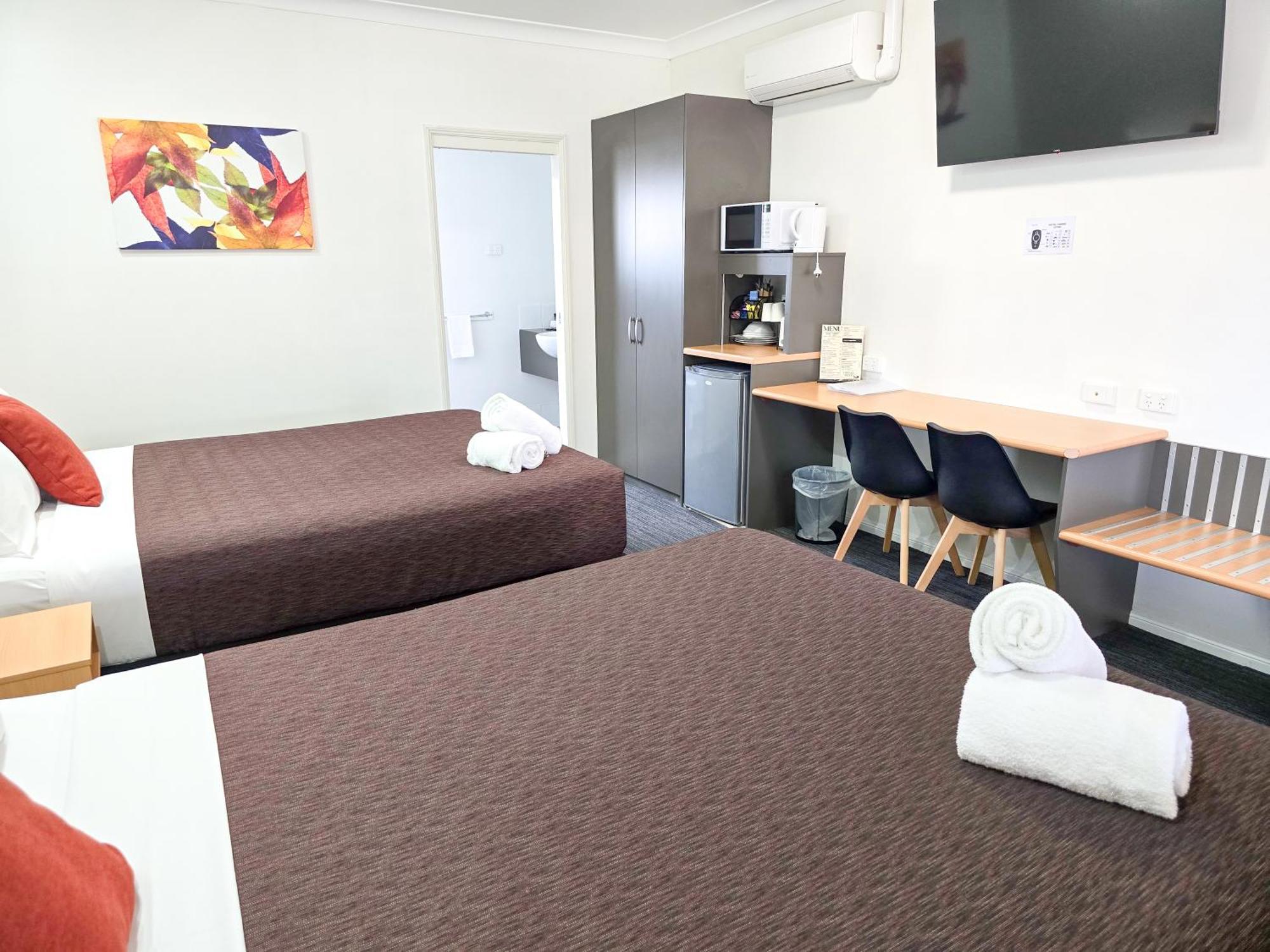 קינגארוי Ascot Lodge Motor Inn מראה חיצוני תמונה