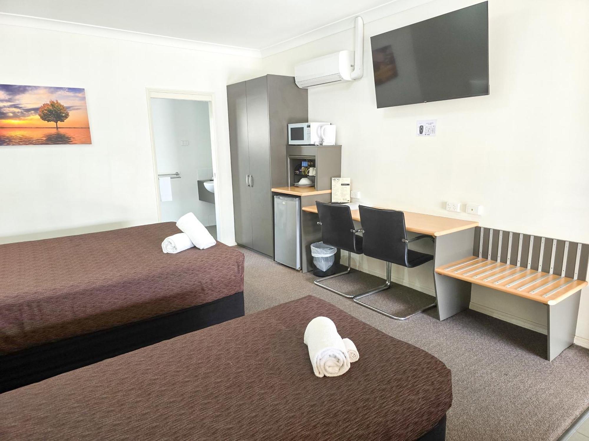 קינגארוי Ascot Lodge Motor Inn מראה חיצוני תמונה